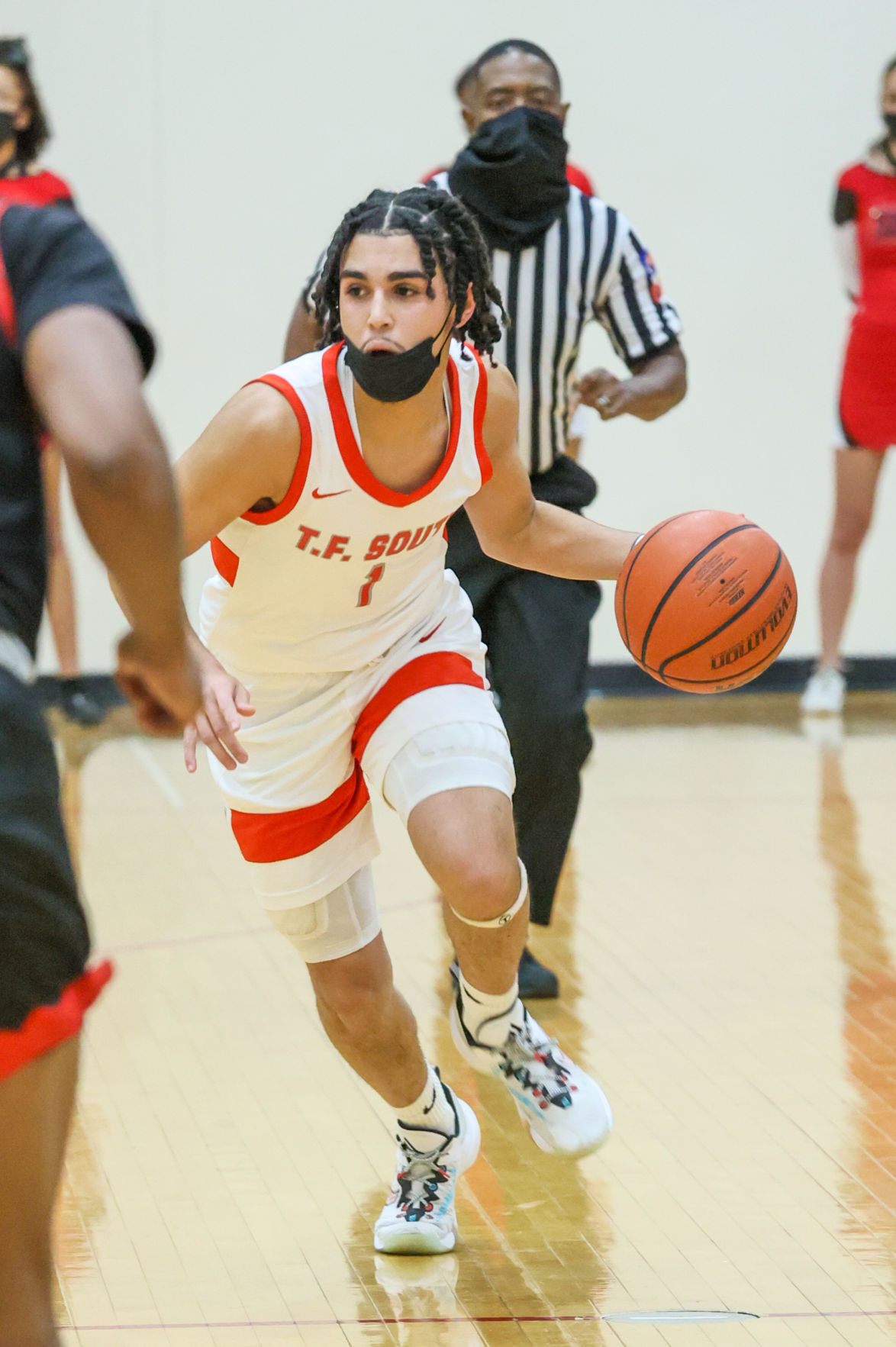 Eisenhower at TF South Boys Basketball